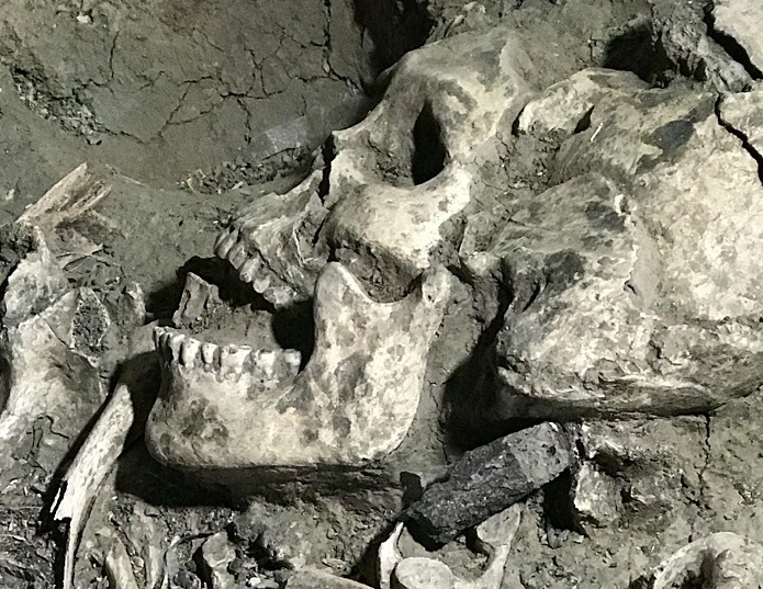 我公司考古类纪录片《古国的边疆》紧张制作中